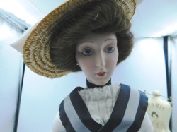 21" FRANKLIN MINT MY FAIR LADY ELIZA PORCELAIN FACE DOLL, STRAW HAT